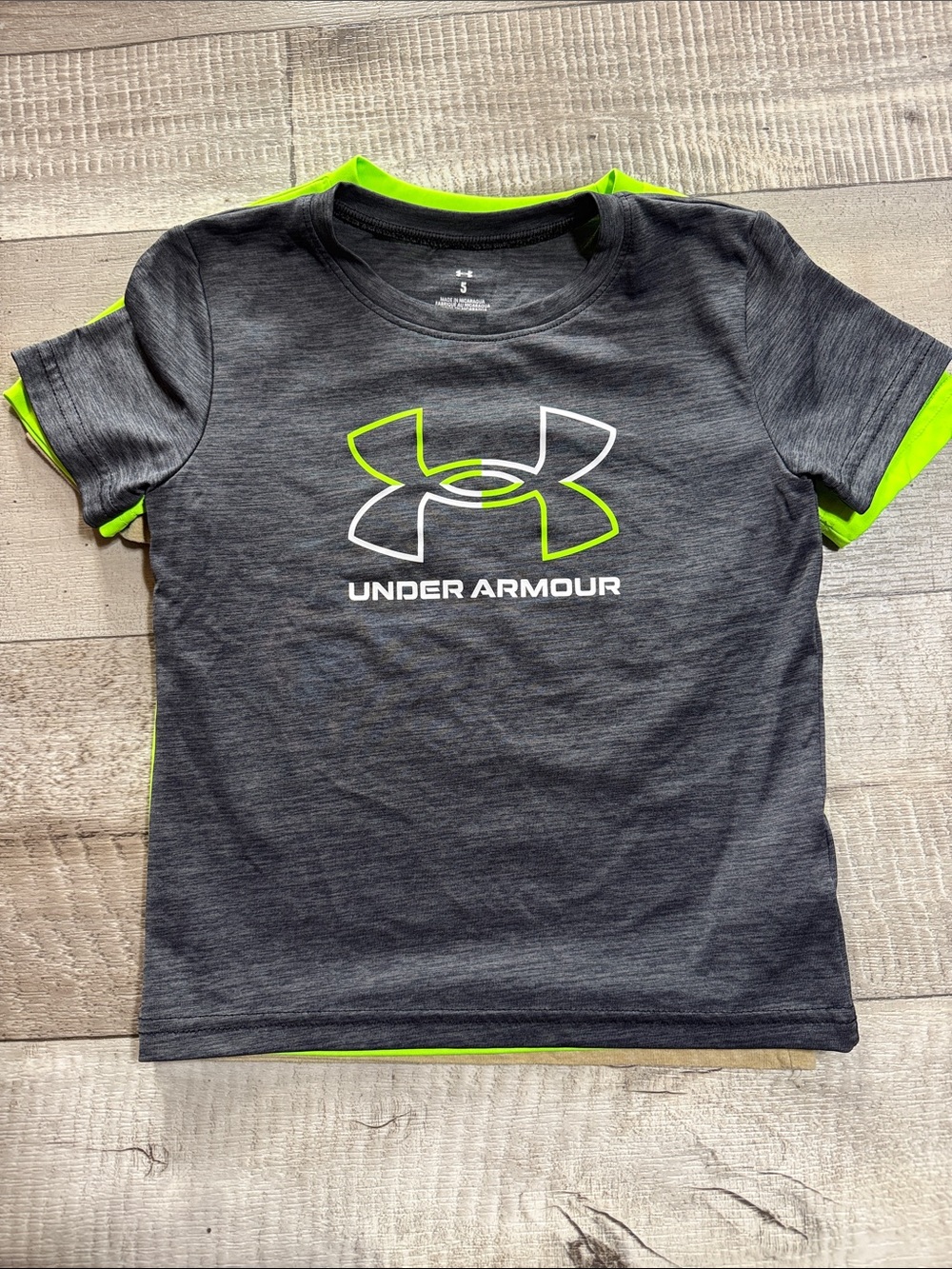 Under Armour Youth Tee Shirts - 3 Tee Shirts Bulk
